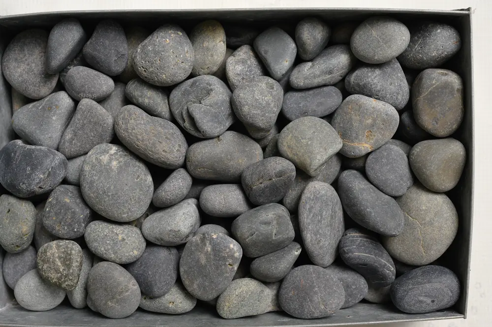 Black Beach Pebbles – Pebbles & Exotic Stone